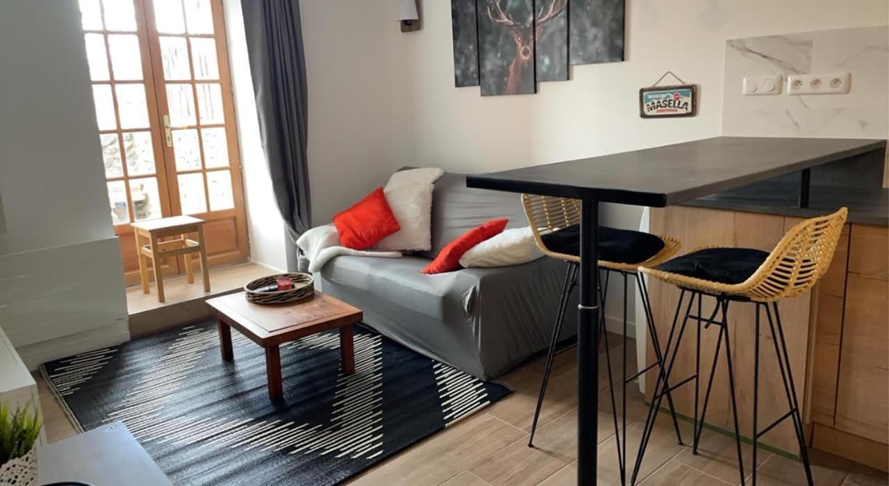 Appartement Avec Chambre Ouverte Бур-Мадам Экстерьер фото